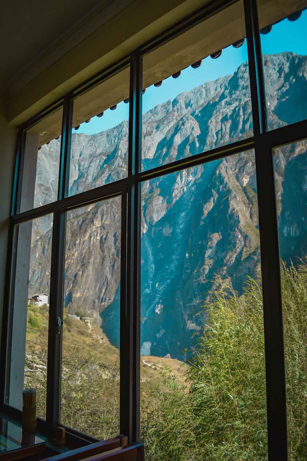 Trekking Tiger Leaping Gorge China tinas guesthouse