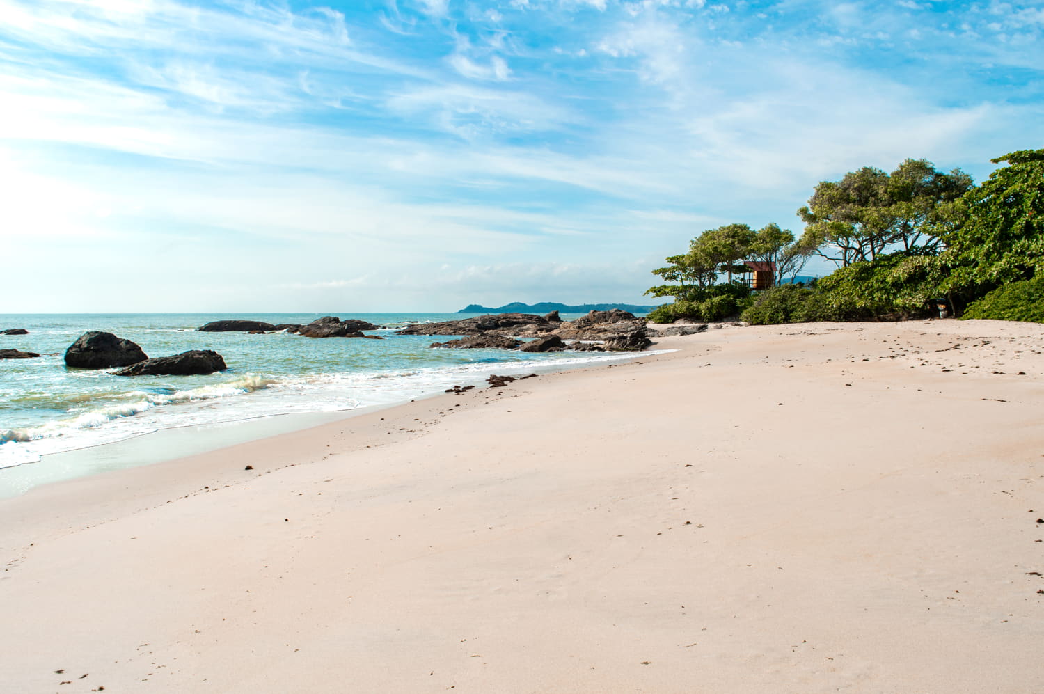 Praia Bacia da Vovó em Penha - SC