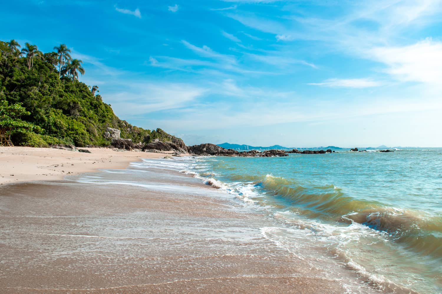 Praia Bacia da Vovó em Penha - SC