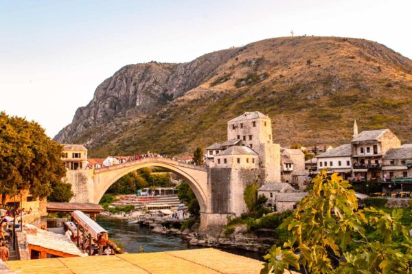O Que Fazer em Mostar, a Cidade Mais Legal da Bósnia e Herzegovina